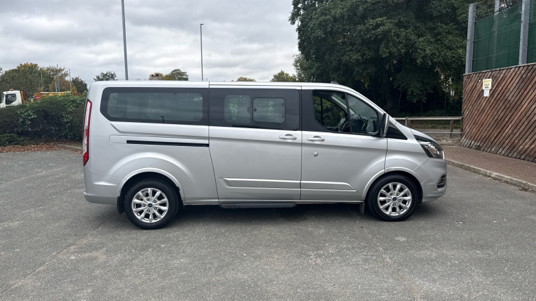 Ford Tourneo Custom Transit Custom Tourneo L2 Diesel Fwd 2.0 EcoBlue Hybrid 130ps L/R 8 Seater Titanium